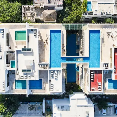 Luxe Penthouse With Rooftop Pool And Grill *