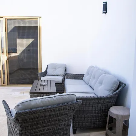 Apartment Luxe Penthouse With Rooftop Pool And Grill *