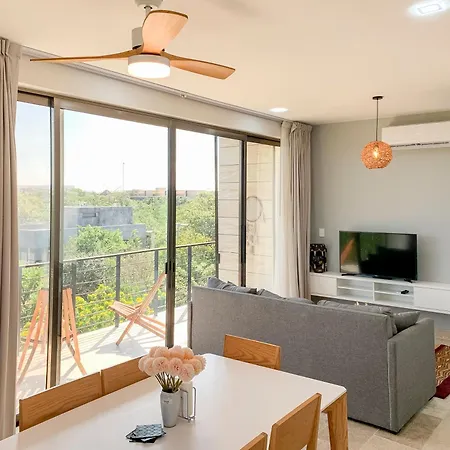 Luxe Penthouse With Rooftop Pool And Grill Tulum