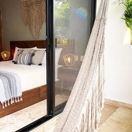 Prime Location 2 Bedroom With Natural Ligthed & Lx Amenities By Waves Management Holiday home