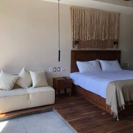 Andora * Tulum