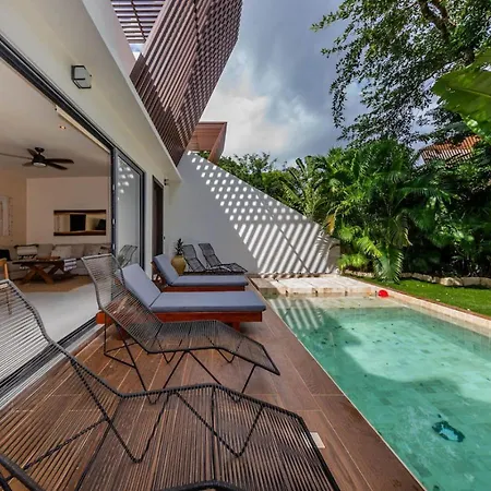 Asana With Stunning Luxury Pool And Private Rooftop Villa *