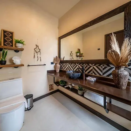 Asana With Stunning Luxury Pool And Private Rooftop Tulum