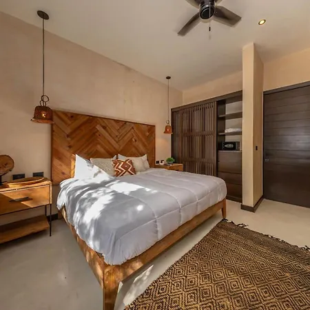 Asana With Stunning Luxury Pool And Private Rooftop Villa *