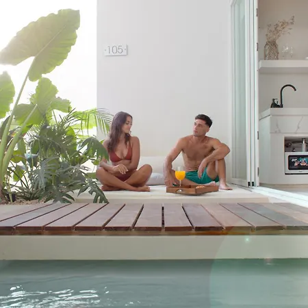 Hotel Jungle Luxe