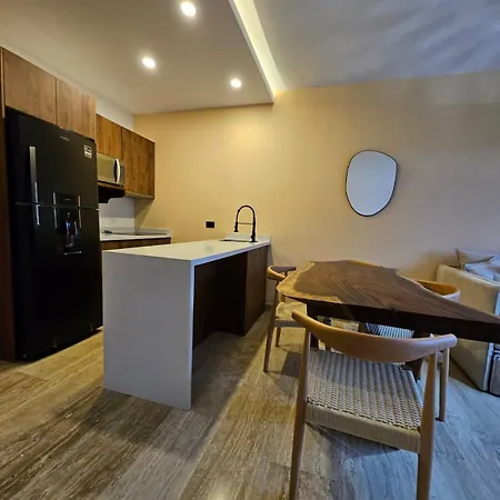 Apartment Luxe Jacuzzi *