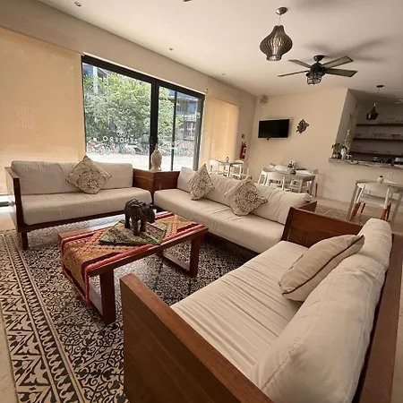 Zendero Hotel 4*
