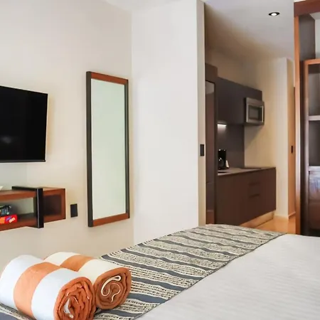 Apartment H001b Luxury W A Private Pool