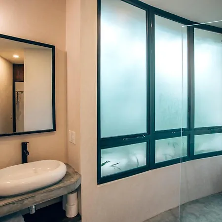 Luxury Jungle Villa-pvt Pool -100mbs- Concierge 8a *