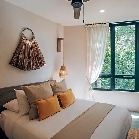 Villa Luxury Jungle Villa-pvt Pool -100mbs- Concierge 8a Tulum