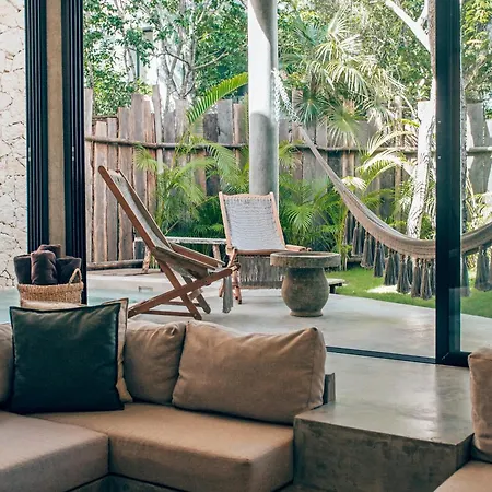 Luxury Jungle Villa-pvt Pool -100mbs- Concierge 8a *