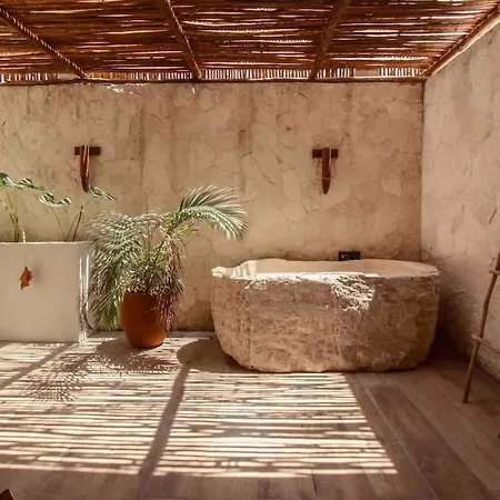 Alberca Privada, Cenote, Casa Baalam Holiday home *