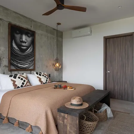 Amazing Penthouse Private Pool Close To Apartamento