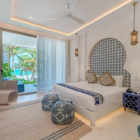 Hotel Sana Beachfront Boutique