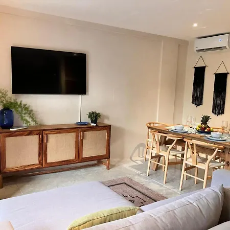 Apartment Ximbal 4 Guest Wifi Pool Gym Laundry *