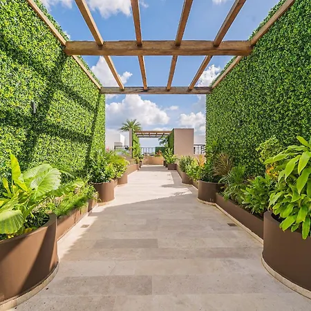 Apartamento 2br Sun Lover's Nest W Gym Rooftop