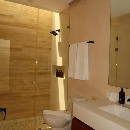 Exclusive 4br In Karanda With Pools And Paddle Villa Tulum