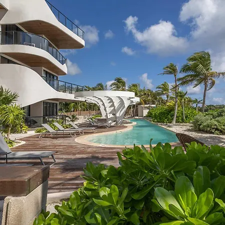 Luxury Oceanfront - Mexico *