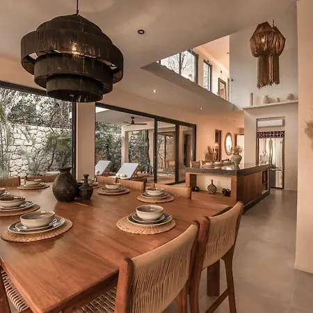Villa With 2 Pools With Security Guard For 10 Guests Tulum