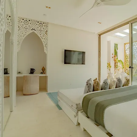 Sana Beachfront Boutique