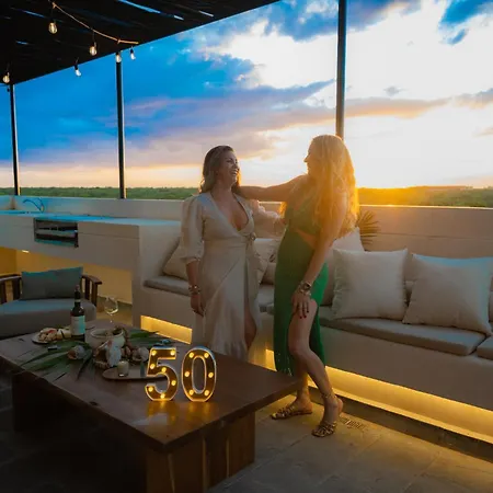 Jungle Sunset Penthouse In With Private Pool, 5 Min From