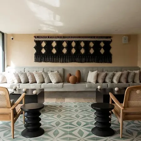 1br - Cozy Design & Private Pool Apartment *