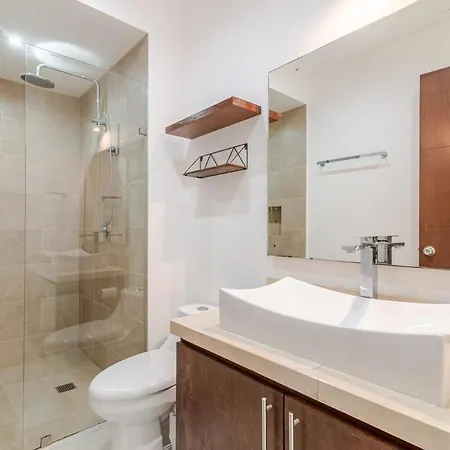 Luxury Near Beach, Fast Wifi & Pool Apartment Tulum