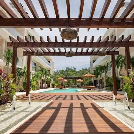 Apartment Luxury Near Beach, Fast Wifi & Pool Tulum