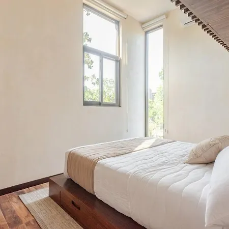 Rev Apartment *