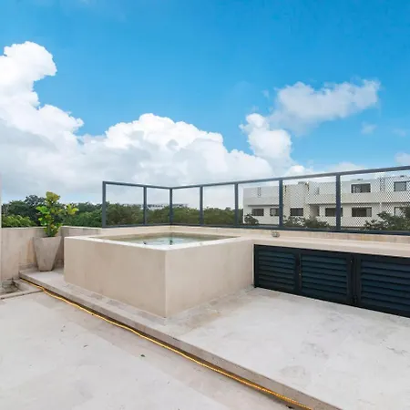 Apartment Escape Private Pool, Terrace & Boho Vibes *