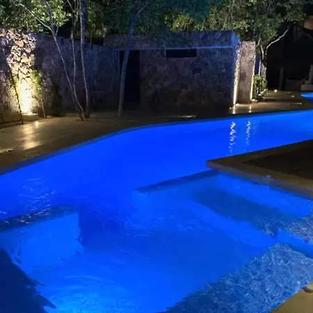Hotel Casa Vibe- Private- Ph- Rooftop- Pool- 3 Balcony *