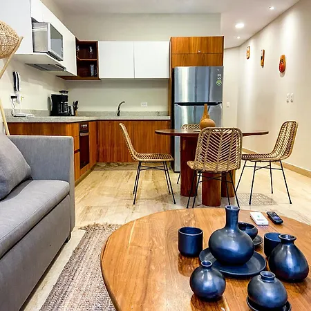 Stylish 1br With Pool Gym Reception Pet Friendly