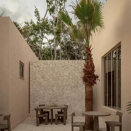Hotel Naboa