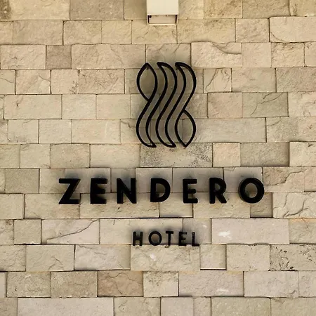 Zendero Hotel 4*