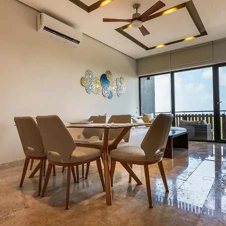 Pelican Breeze C301 Apartment