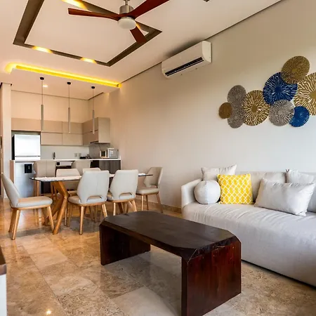 Apartment Pelican Breeze C301 *