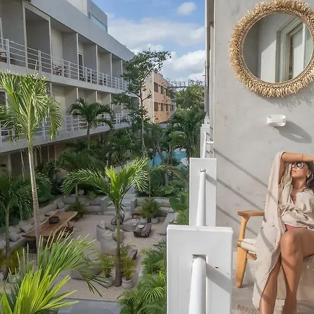 New H With Free Access To Akna Club Apartment