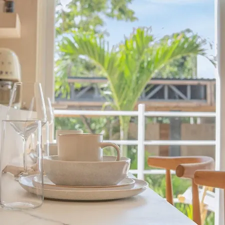 New H With Free Access To Akna Club Apartment