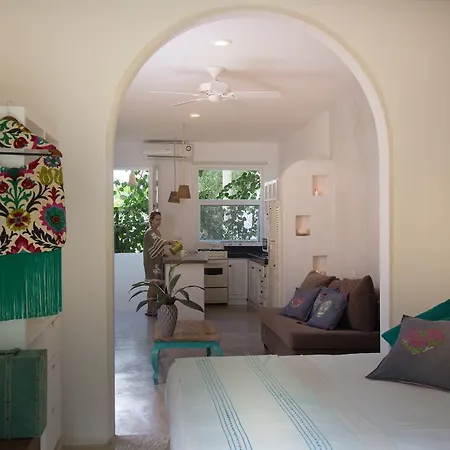 Aparthotel Livetulum 4*
