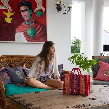 Aparthotel Livetulum 4*