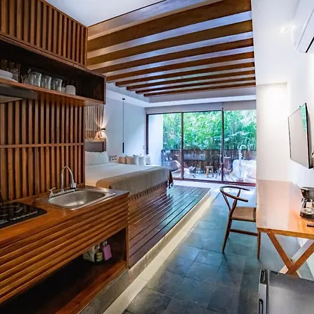 Luxury Jungle Privatejacuzzi Apartment