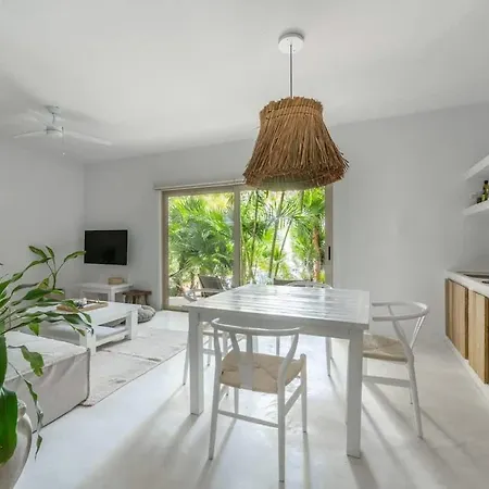 Apartment Boho 2br Aldea Zama - Pool View Retreat