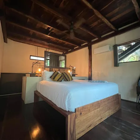 Hotel Libelula Beachfront