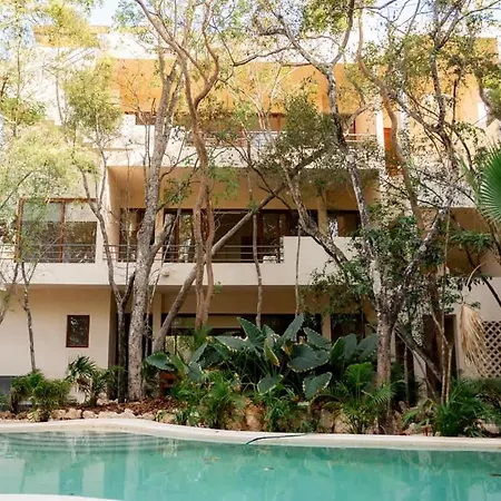 Holistika 9br Jungle Estate With Private Plunge Pools & Rooftop Holiday home *