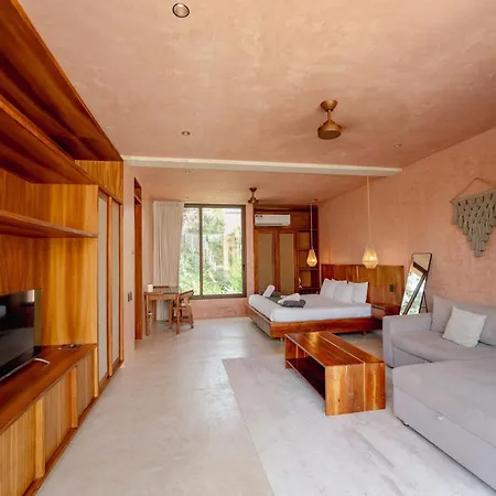 Villa Elegant 2br With 2 Pools & Jungle Views *