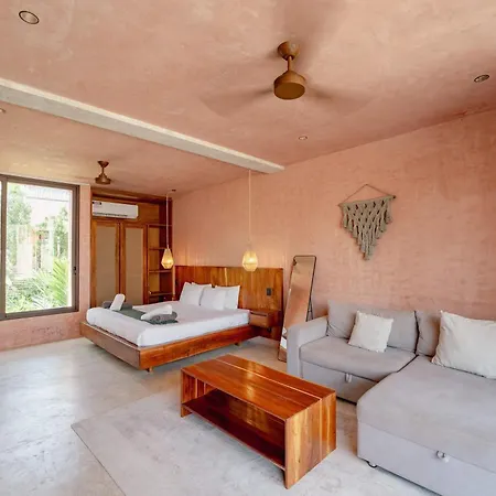Elegant 2br With 2 Pools & Jungle Views Villa *