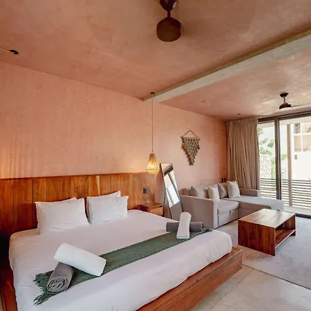 Villa Elegant 2br With 2 Pools & Jungle Views Tulum