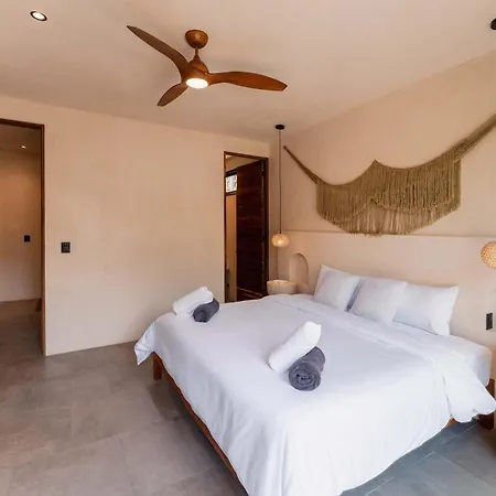 2br With Private Pool & Amenities Villa Tulum
