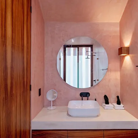 Villa Elegant 2br With 2 Pools & Jungle Views *