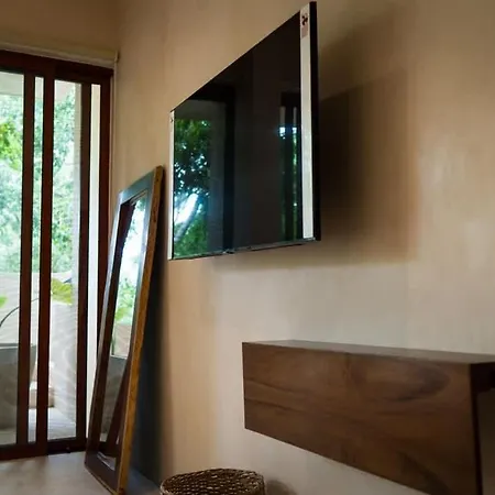 Holistika 9br Jungle Estate With Private Plunge Pools & Rooftop